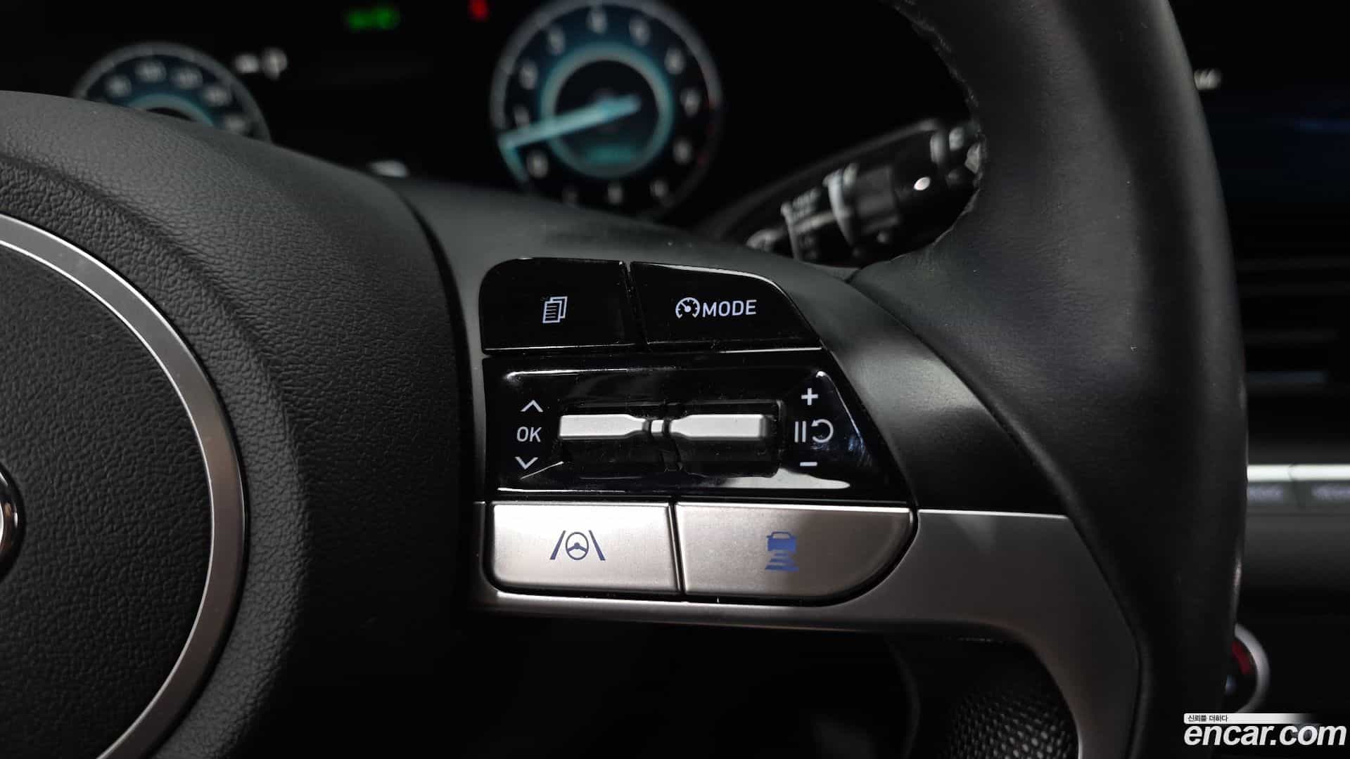 AVANTE Hyundai 2022.6-OPTION-018