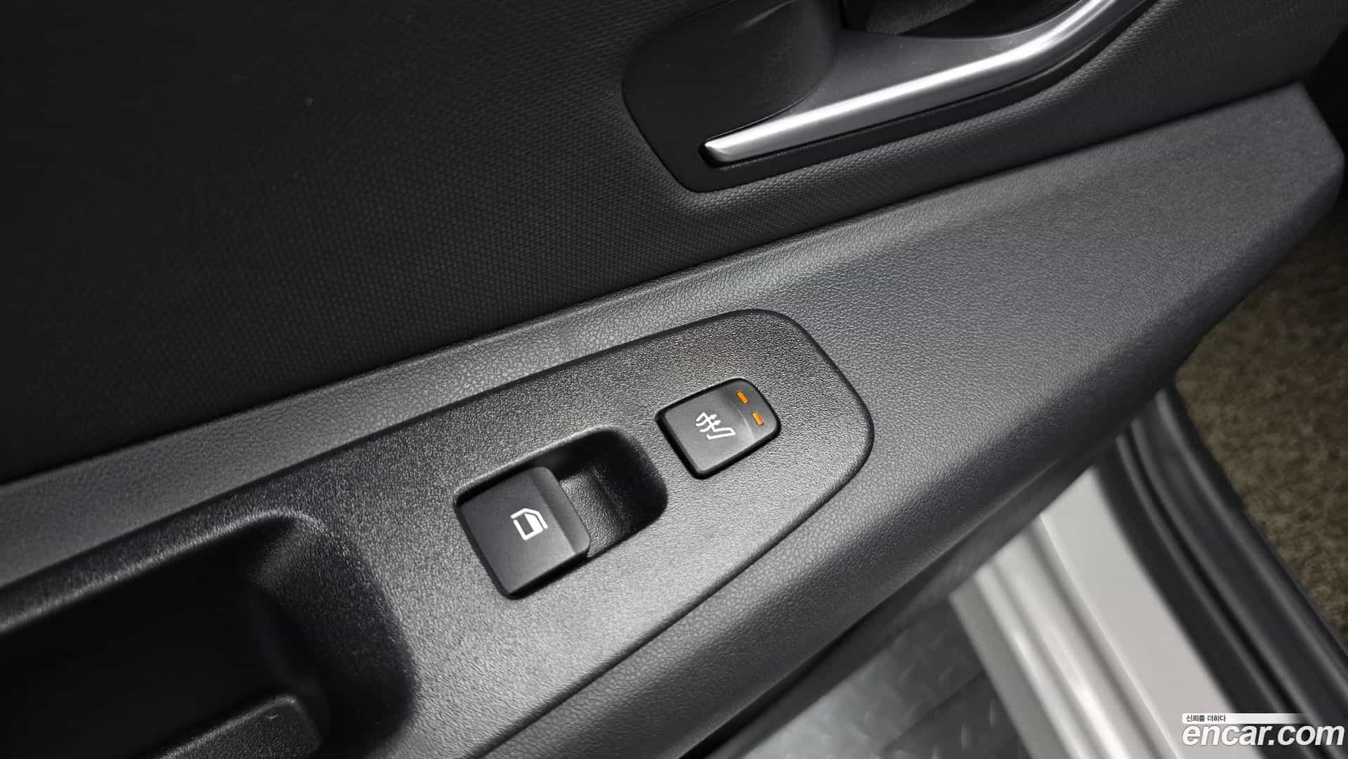 AVANTE Hyundai 2022.6-OPTION-023