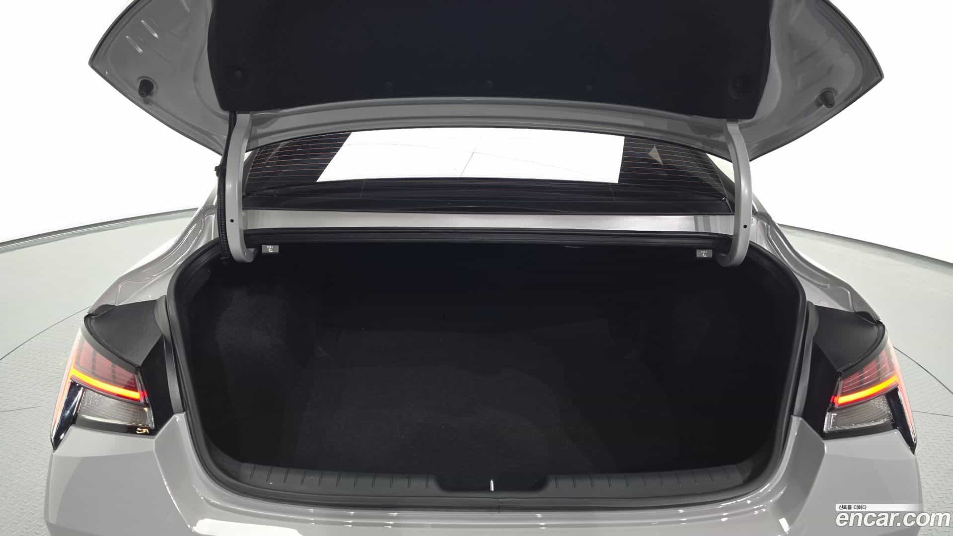 AVANTE Hyundai 2022.6-OPTION-024