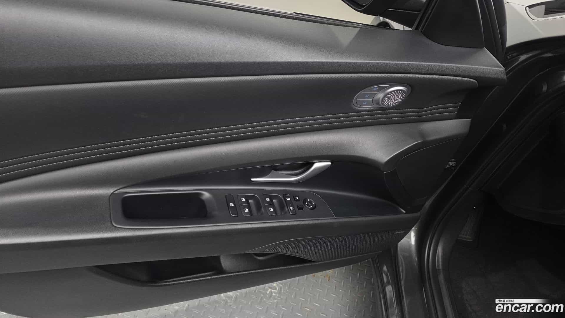 AVANTE Hyundai 2022.3-OPTION-047