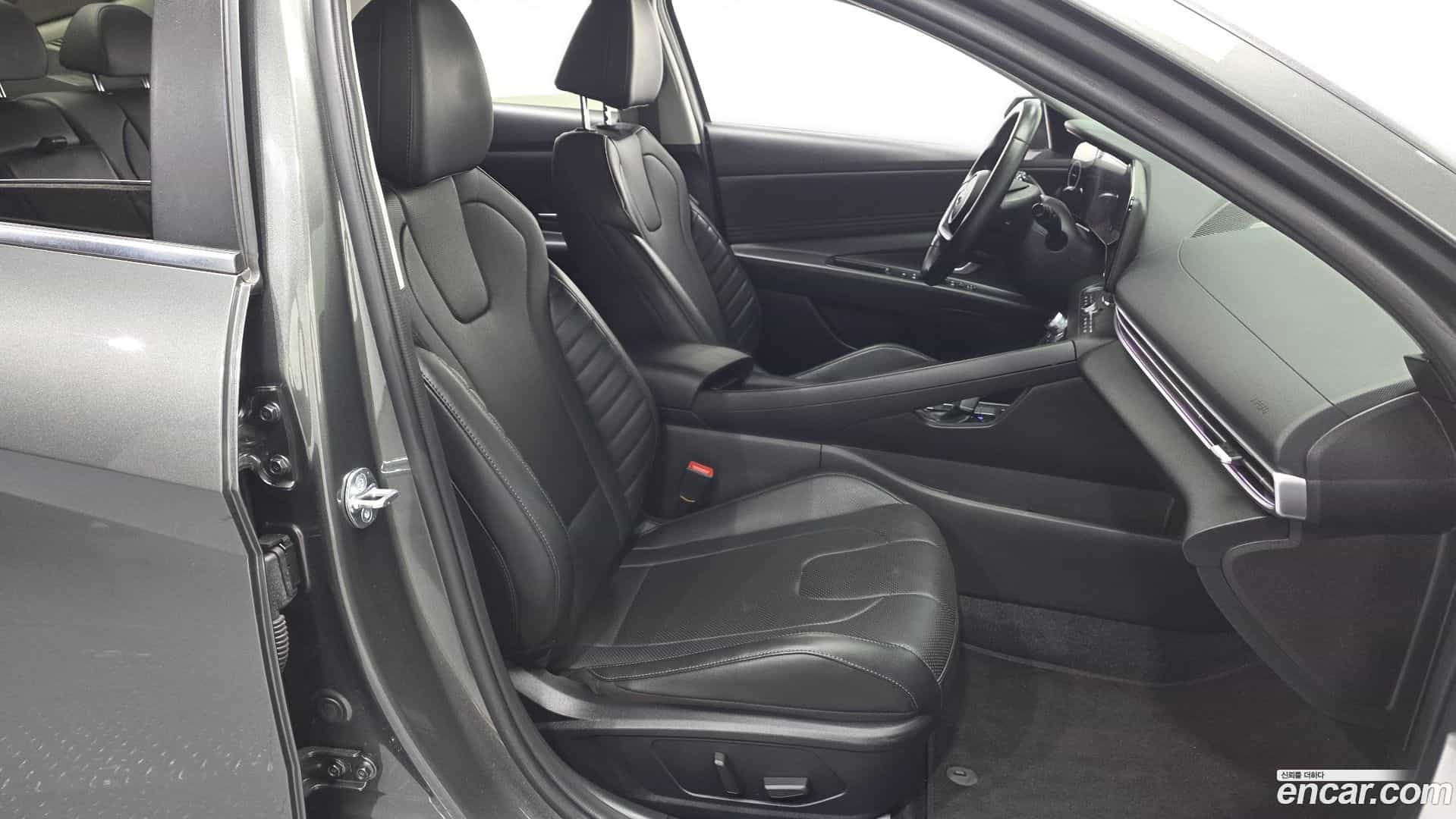 AVANTE Hyundai 2023.1-OPTION-016