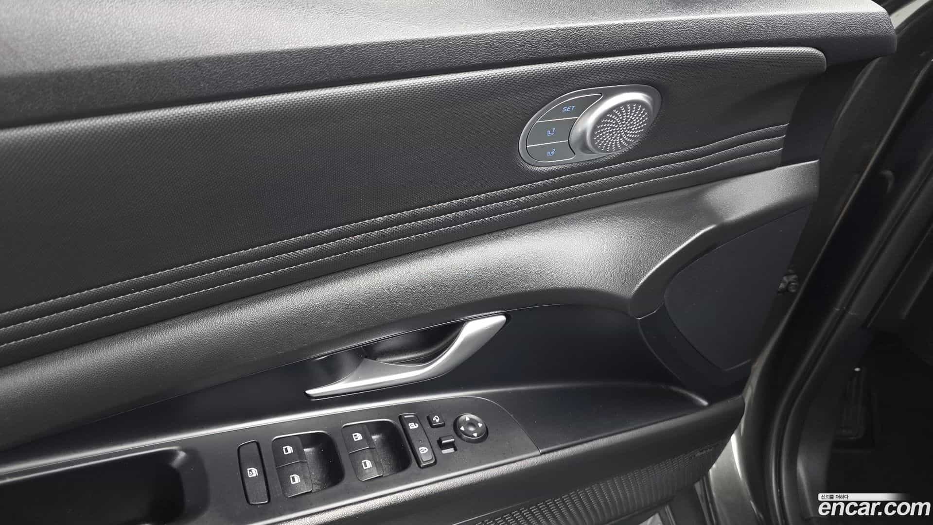 AVANTE Hyundai 2023.1-INNER-034