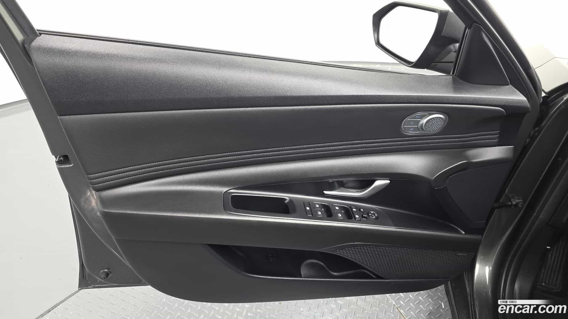 AVANTE Hyundai 2023.1-OPTION-043