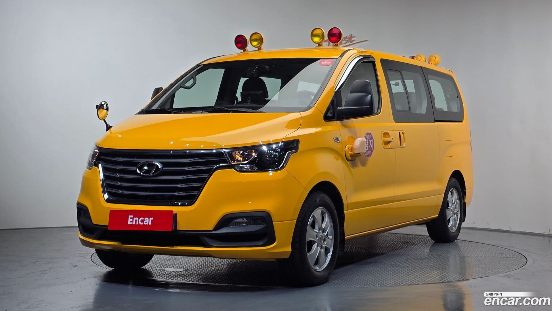 Main__Slider__Photo:Starex Hyundai 2019.10-0