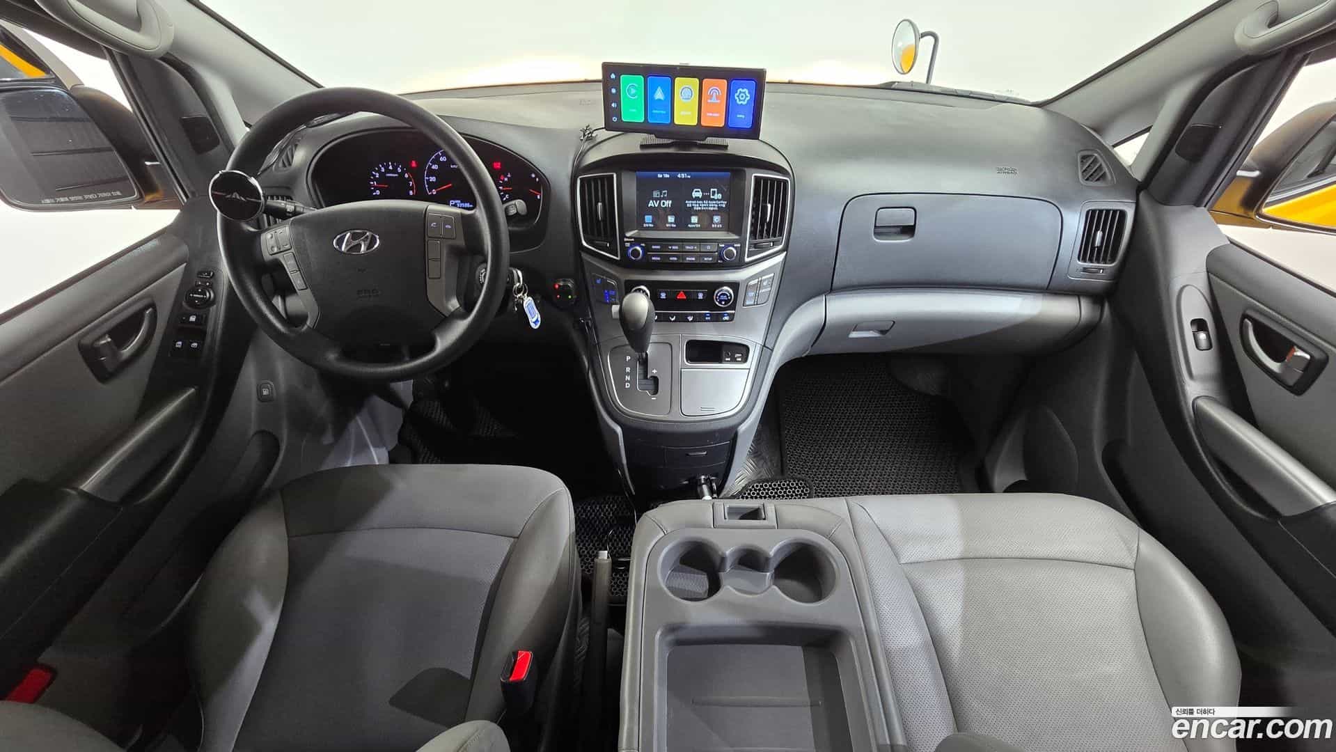 Starex Hyundai 2019.10-INNER-007