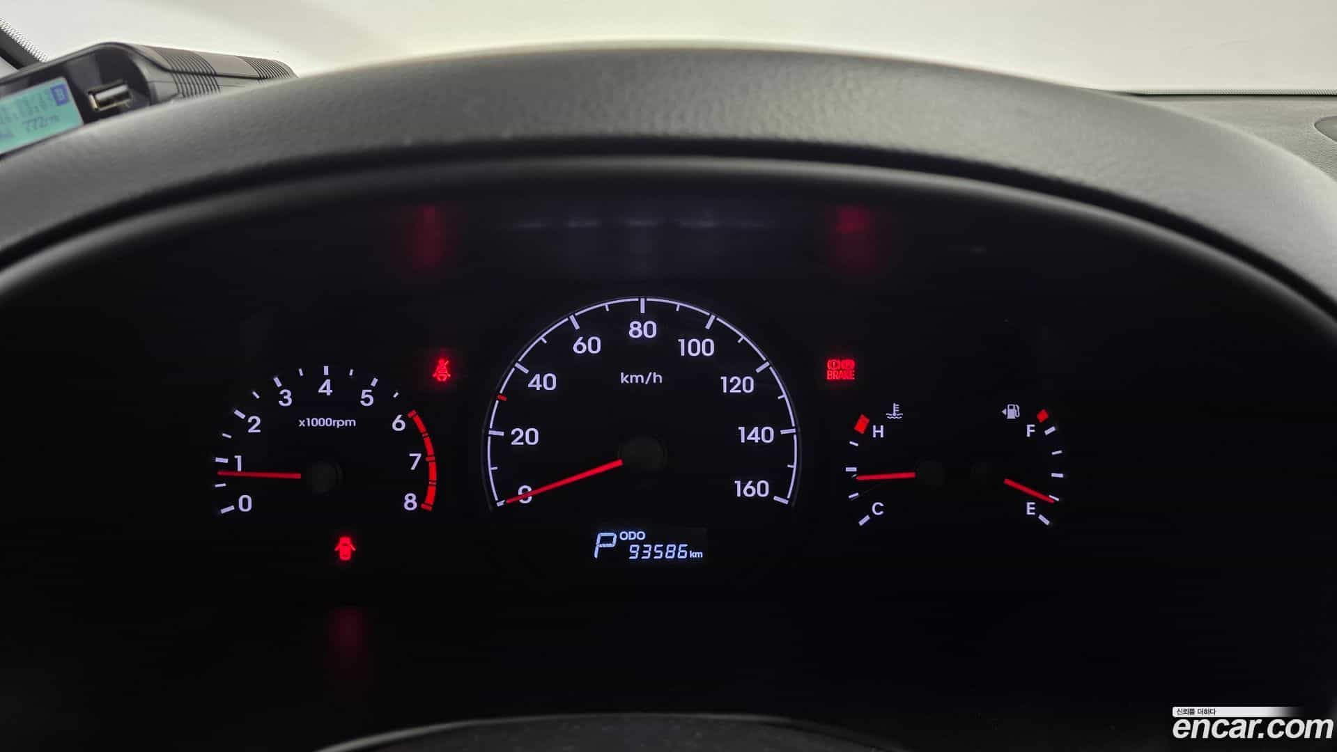 Starex Hyundai 2019.10-INNER-008