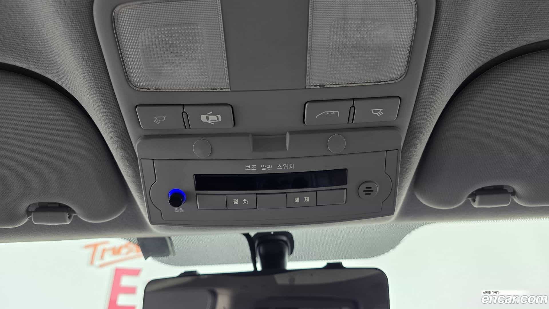 Starex Hyundai 2019.10-OPTION-022