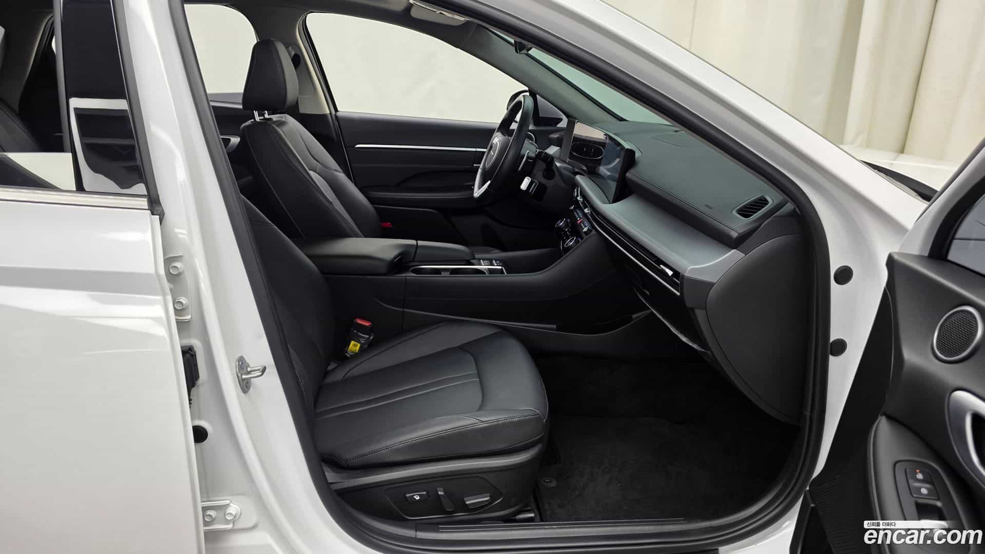 Sonata Hyundai 2024.9-OPTION-015