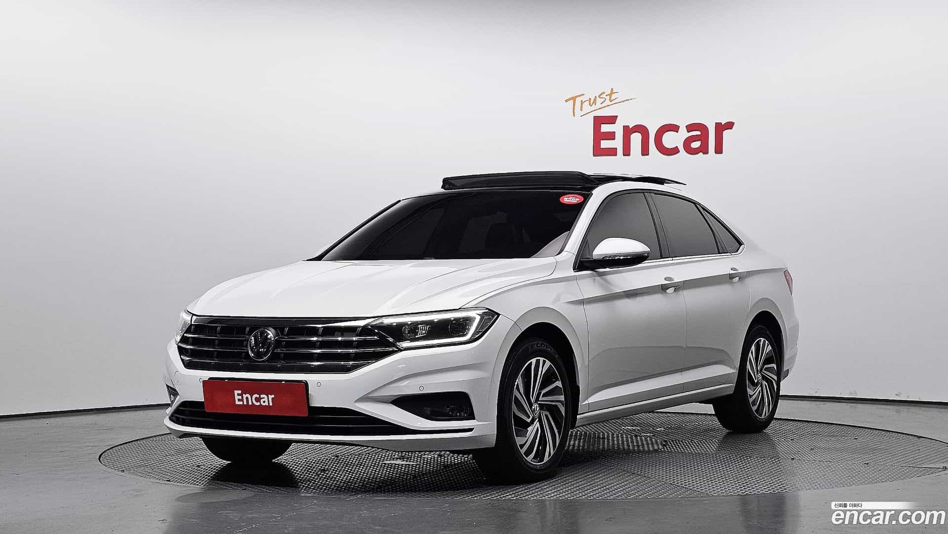 Jetta Volkswagen 2020.10-OUTER-001