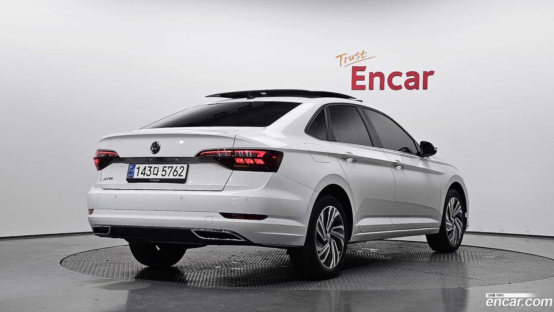 Jetta Volkswagen 2020.10-OUTER-002