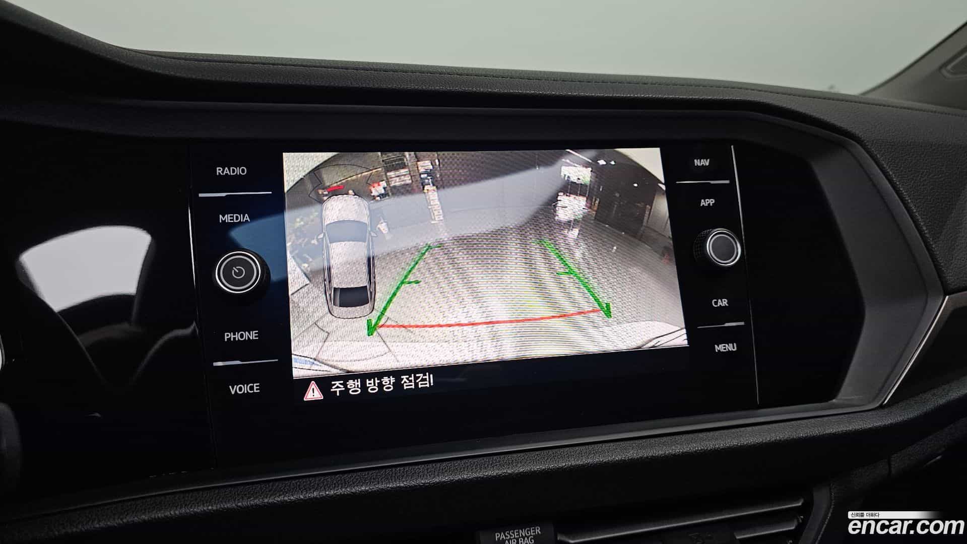 Jetta Volkswagen 2020.10-OPTION-019