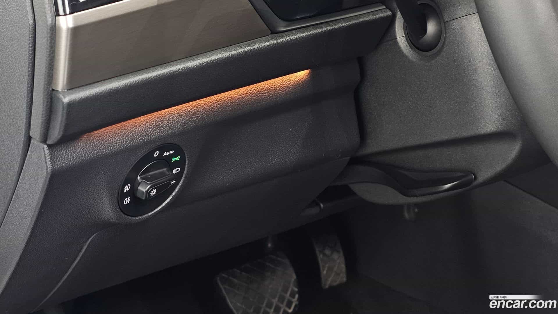 Jetta Volkswagen 2020.10-OPTION-021