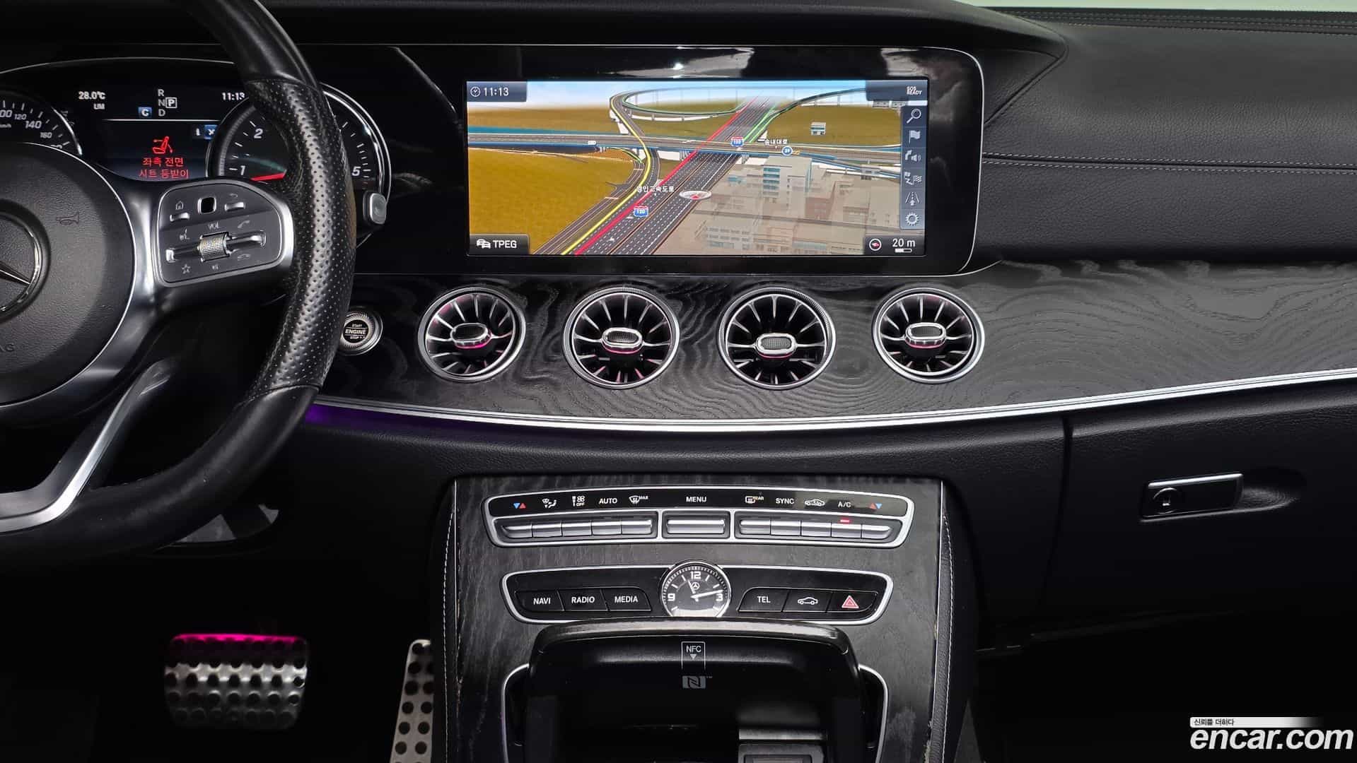 E-Class Mercedes-Benz 2019.11-OPTION-016