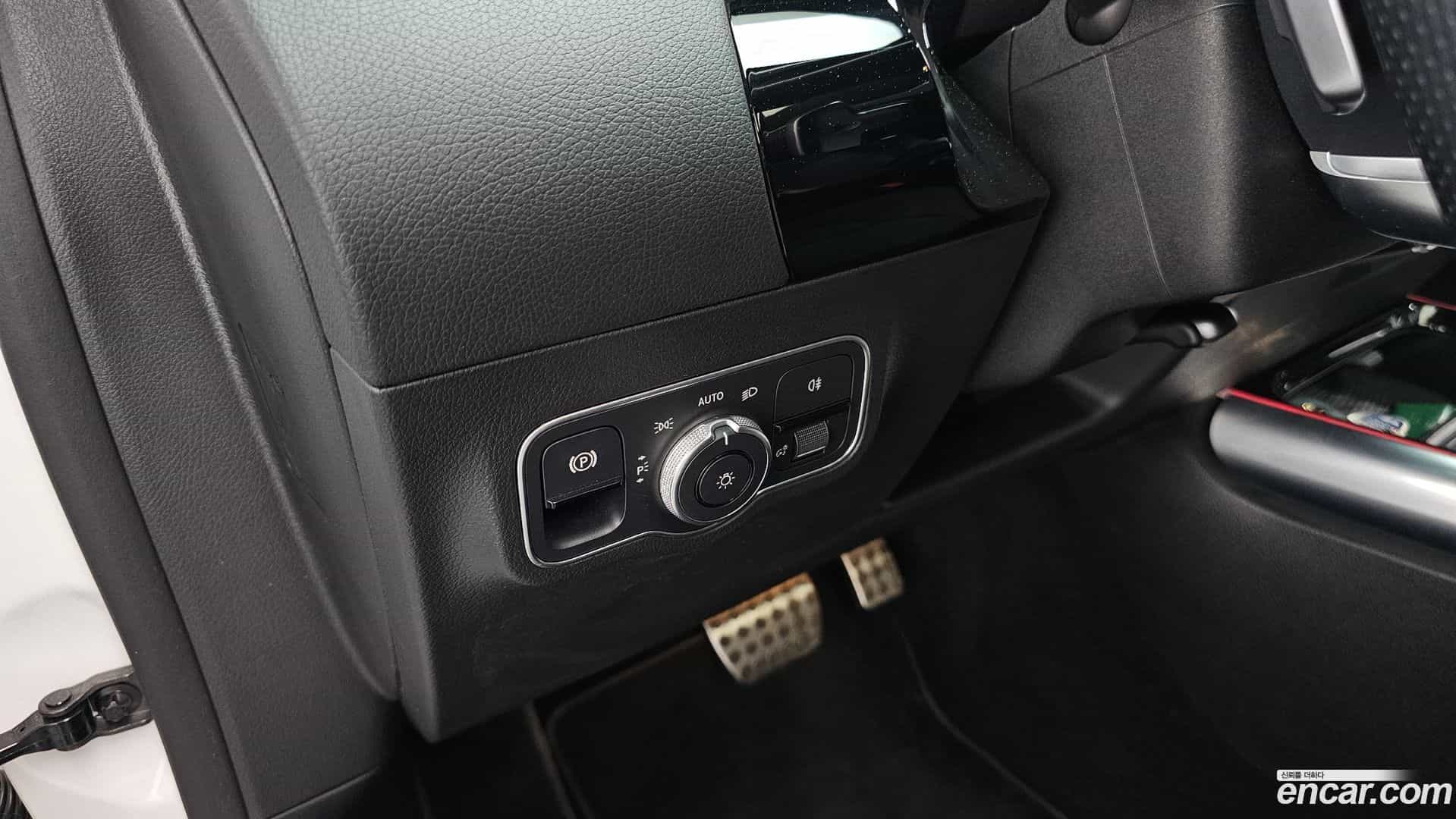 GLA-Class Mercedes-Benz 2023.6-OPTION-040