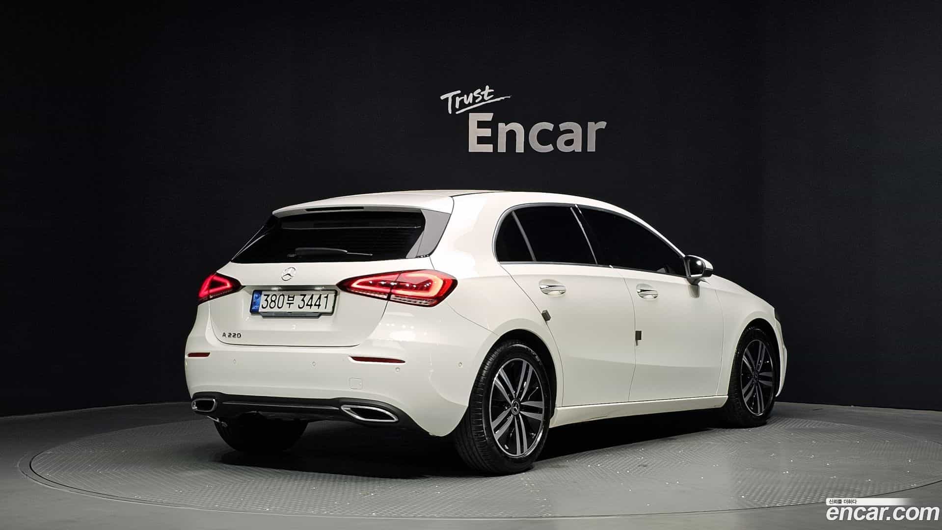 A-Class Mercedes-Benz 2021.1-OUTER-002