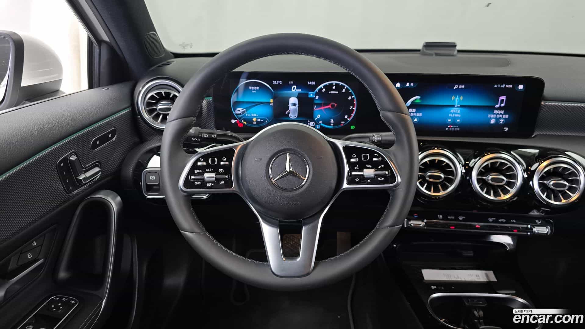 A-Class Mercedes-Benz 2021.1-OPTION-017