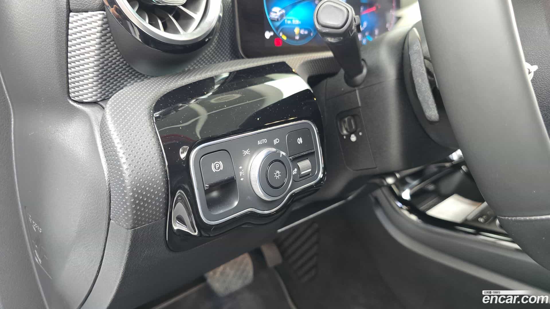 A-Class Mercedes-Benz 2021.1-OPTION-021