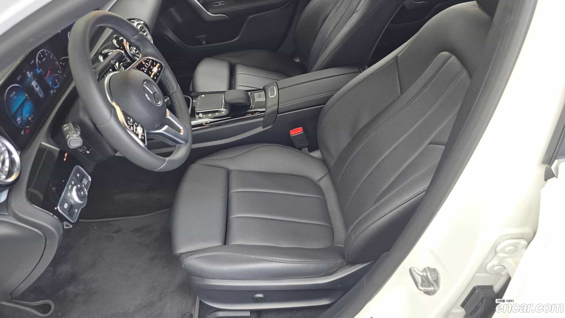 A-Class Mercedes-Benz 2021.1-OPTION-042