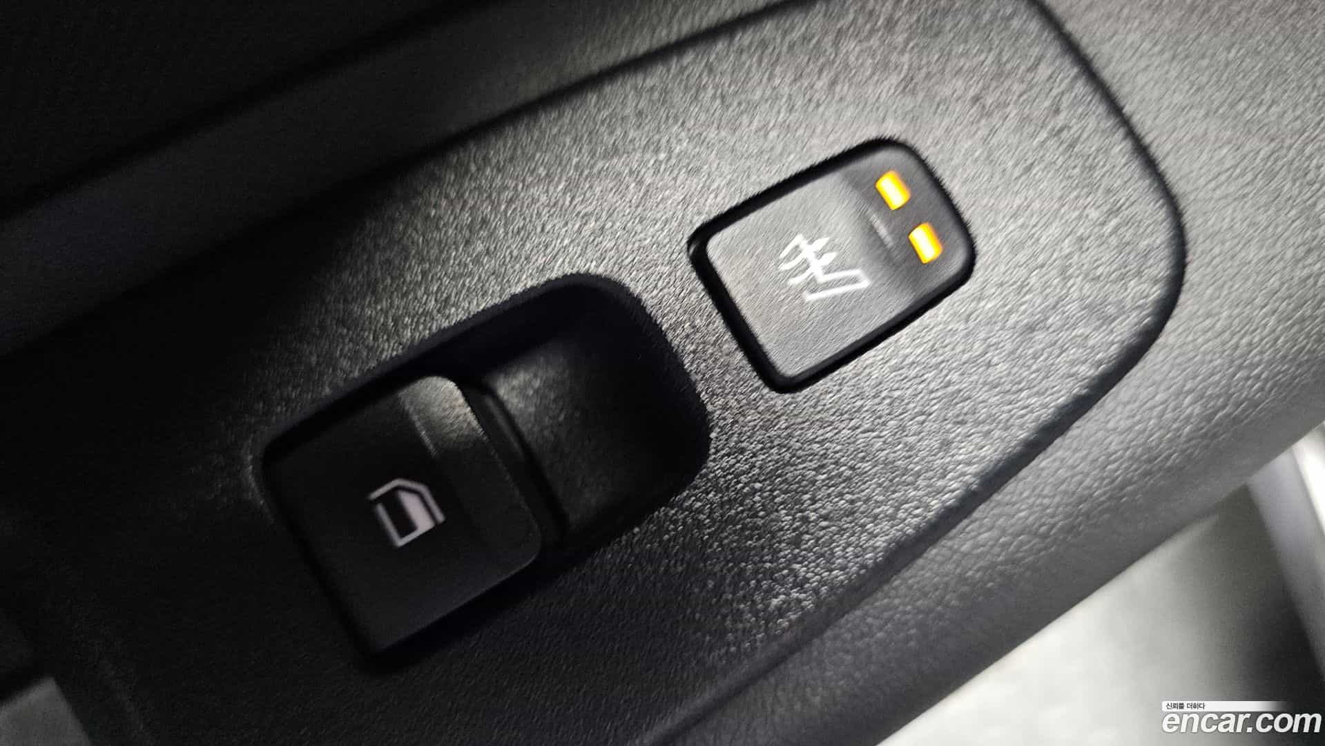 AVANTE Hyundai 2022.9-OPTION-017