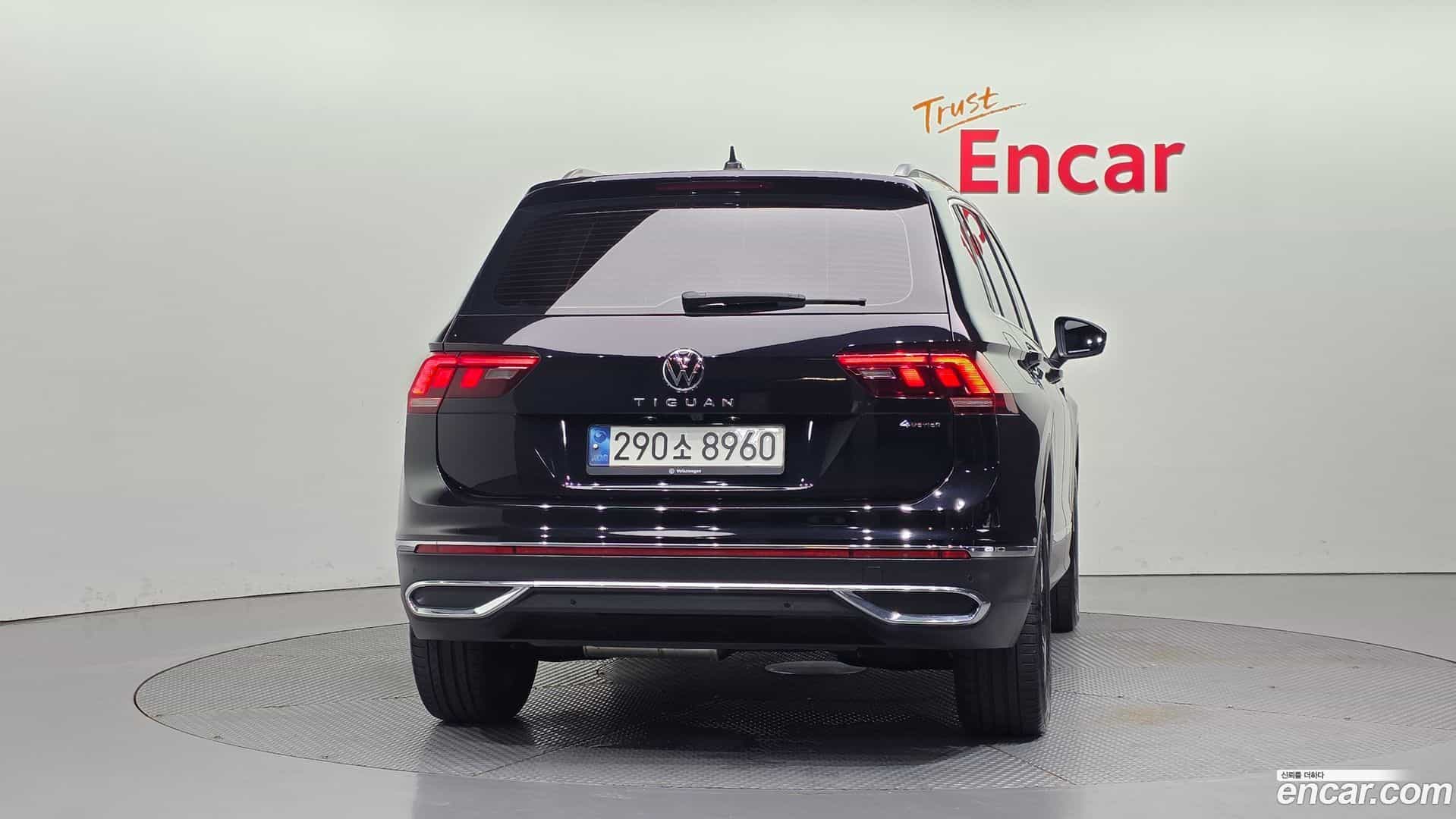 Tiguan Volkswagen 2021.8-OUTER-004