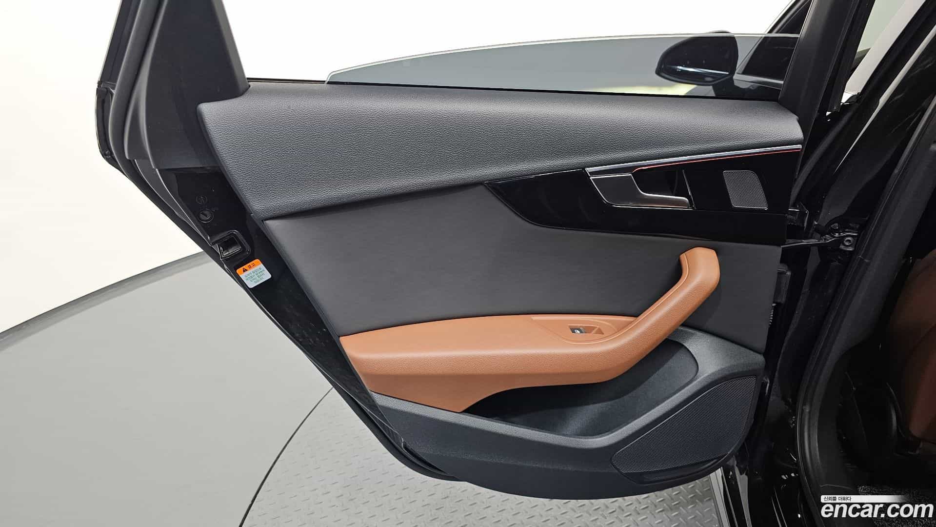 A4 Audi 2021.2-INNER-035