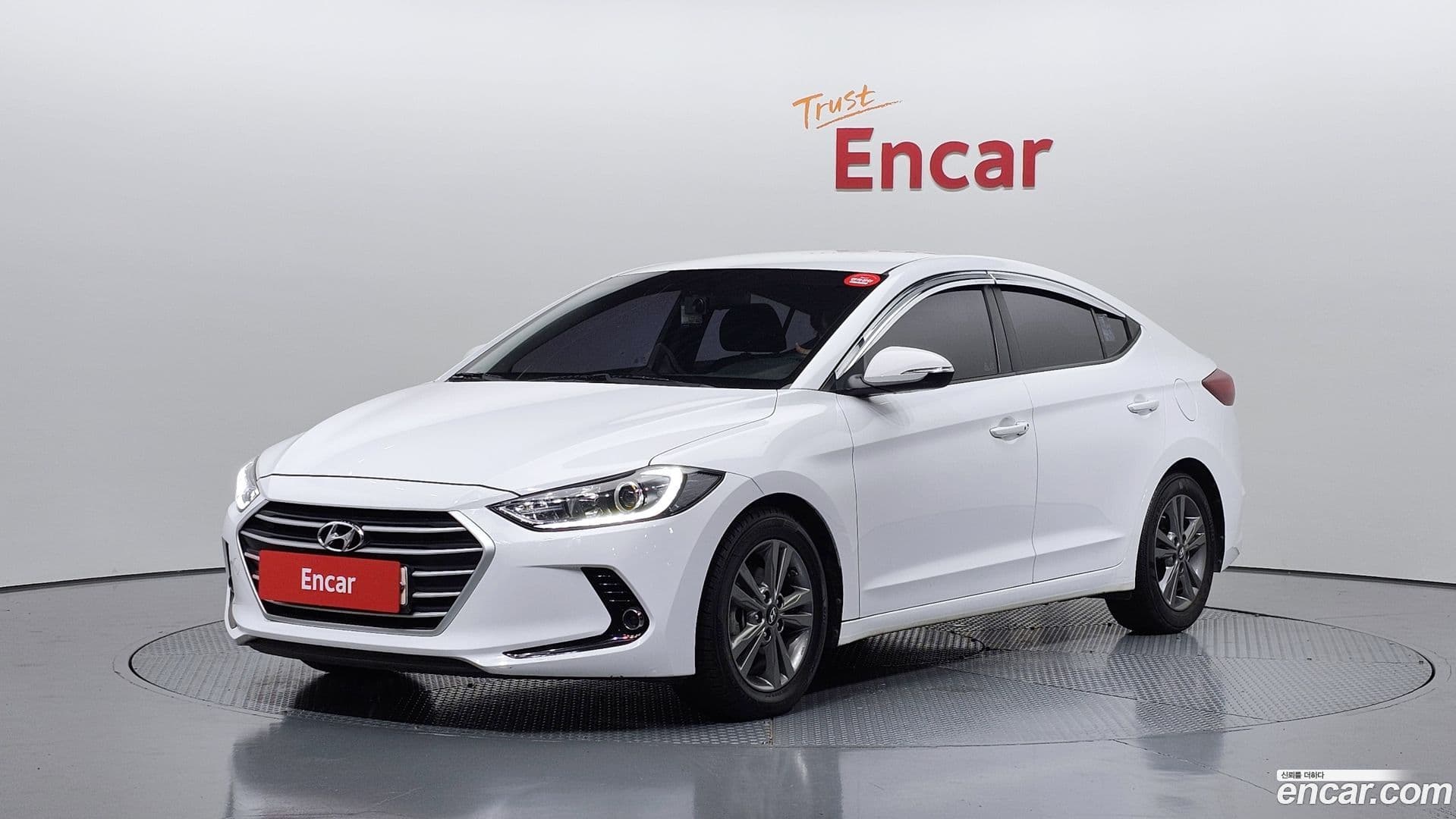 Main__Slider__Photo:AVANTE Hyundai 2016.5-0
