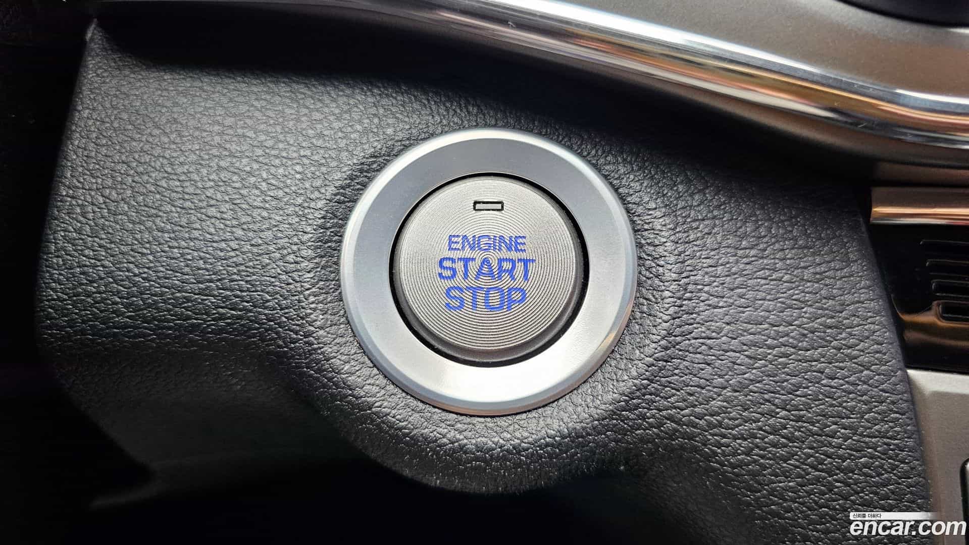 AVANTE Hyundai 2016.5-OPTION-021