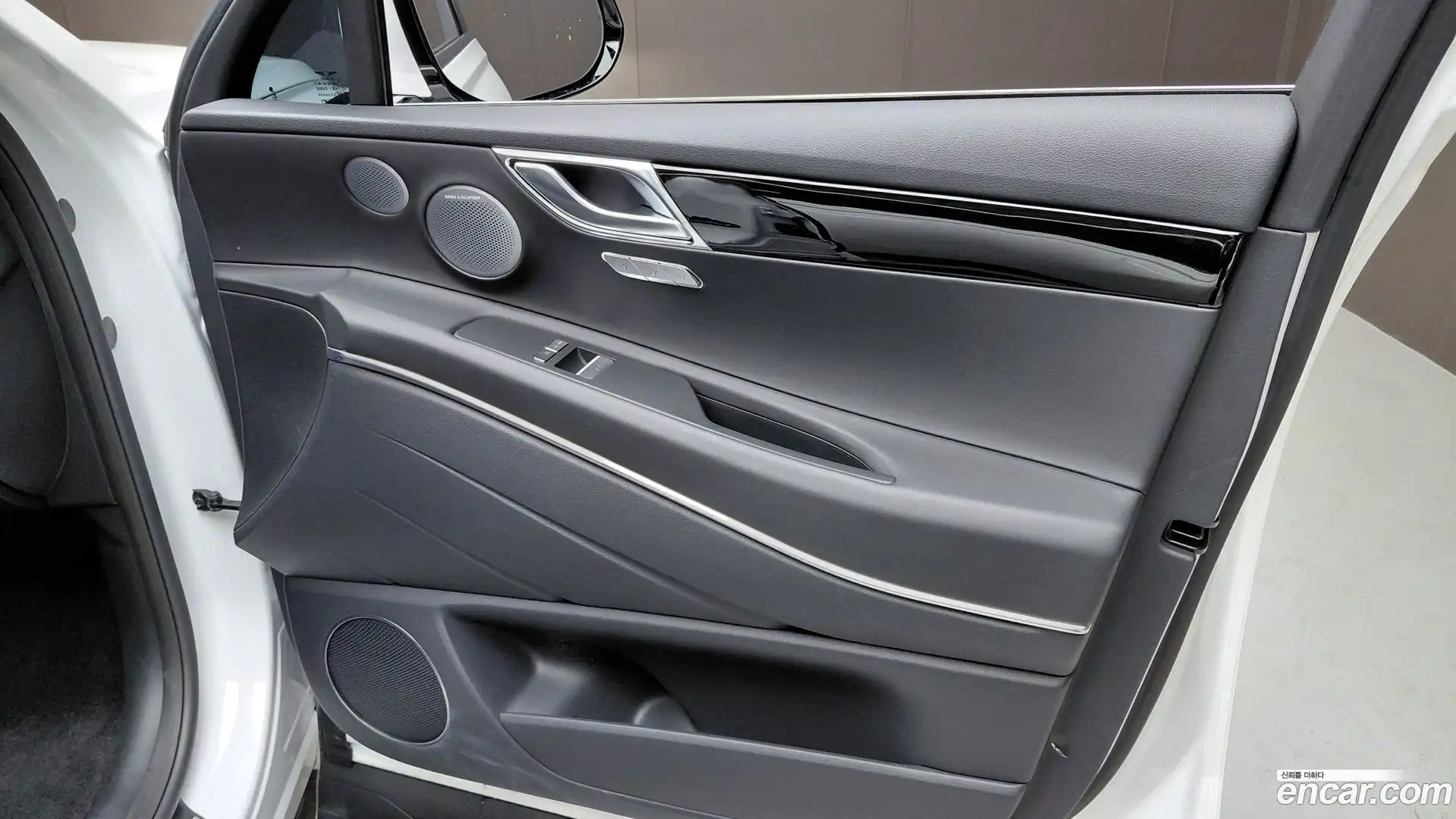 GV80 Genesis 2024.2-INNER-034