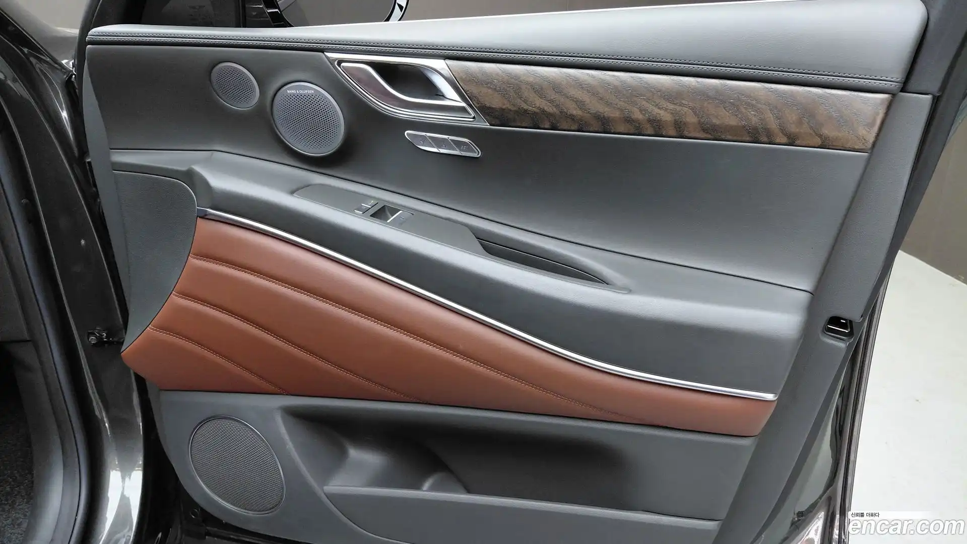 GV80 Genesis 2024.4-INNER-034