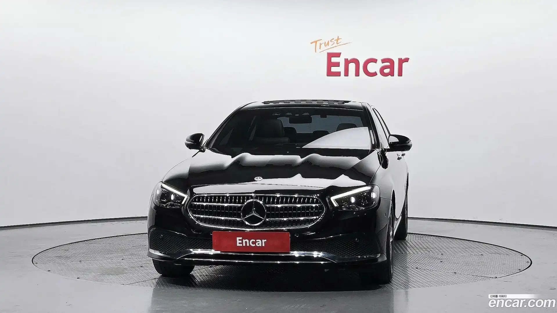 E-Class Mercedes-Benz 2021.4-OUTER-003