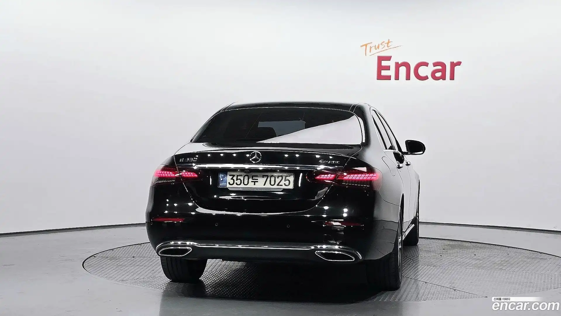 E-Class Mercedes-Benz 2021.4-OUTER-004