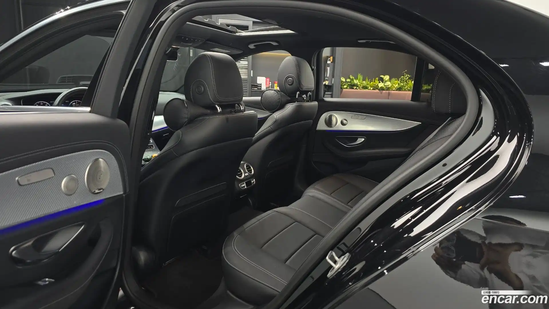 E-Class Mercedes-Benz 2021.4-OPTION-015