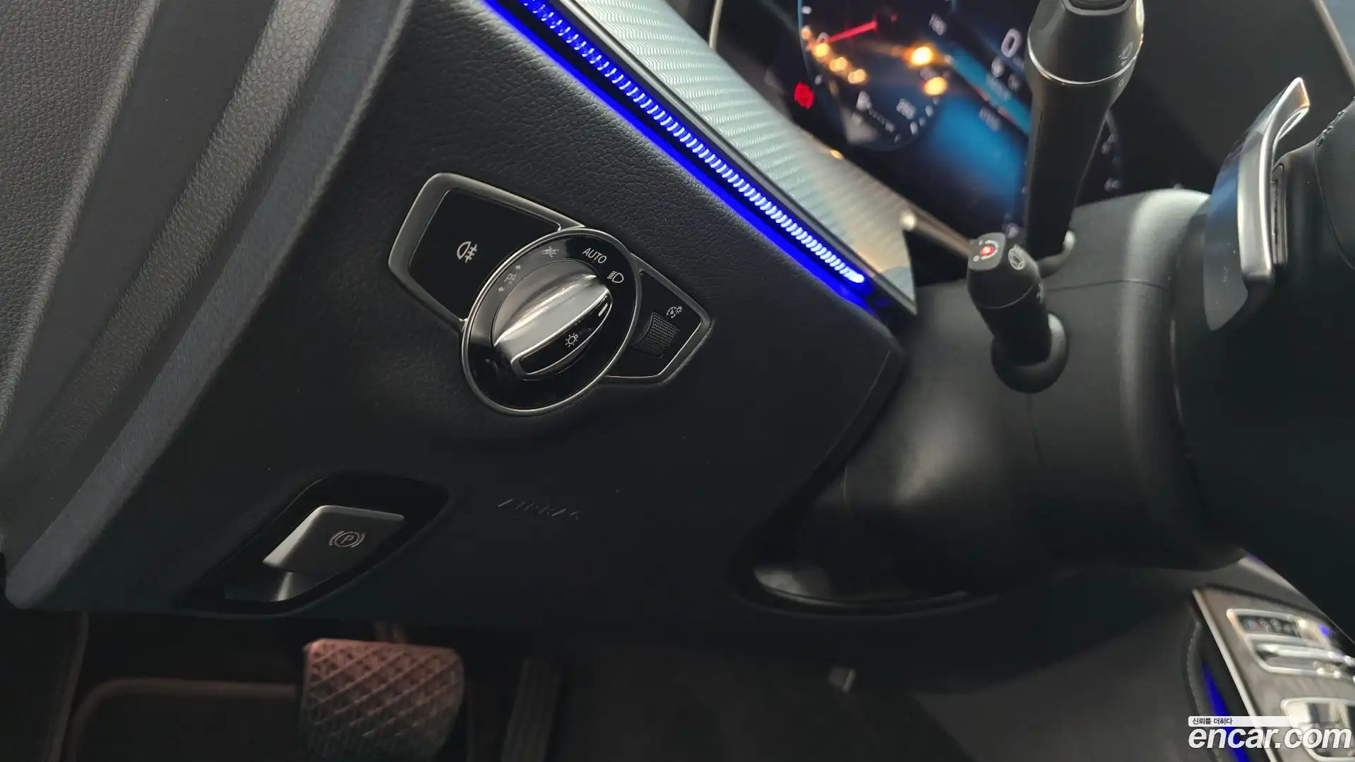 E-Class Mercedes-Benz 2021.4-OPTION-021