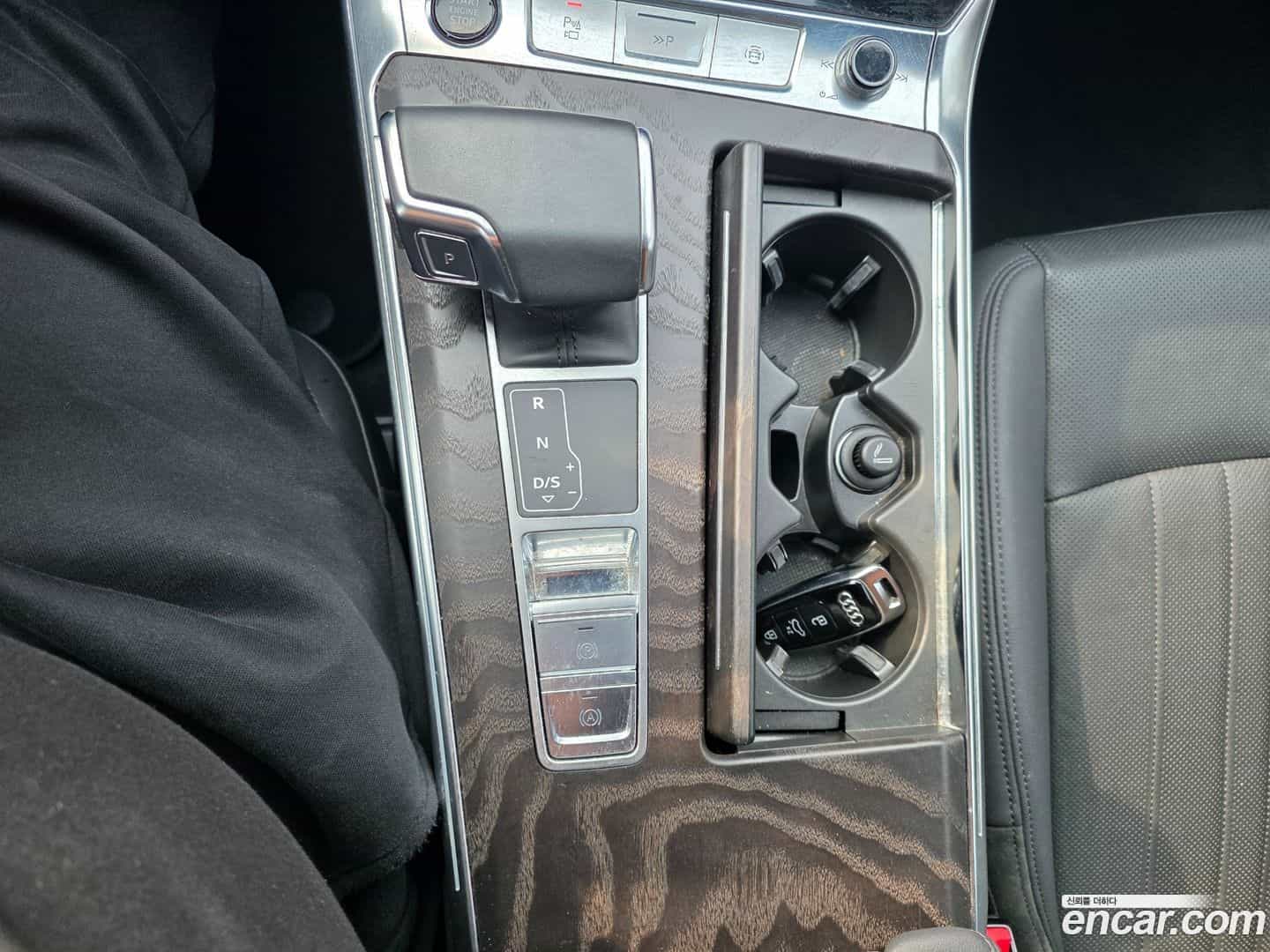 A6 Audi 2021.11-INNER-009