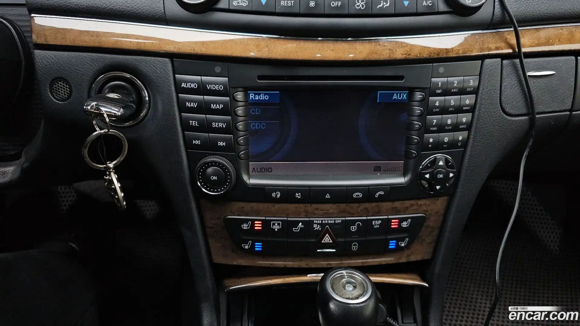 E-Class Mercedes-Benz 2007.7-OPTION-019