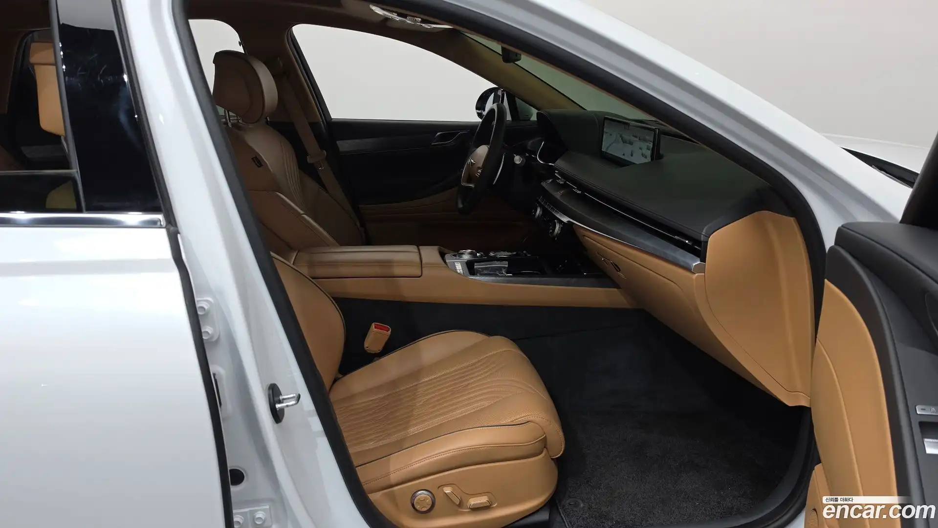 G80 Genesis 2022.9-INNER-036