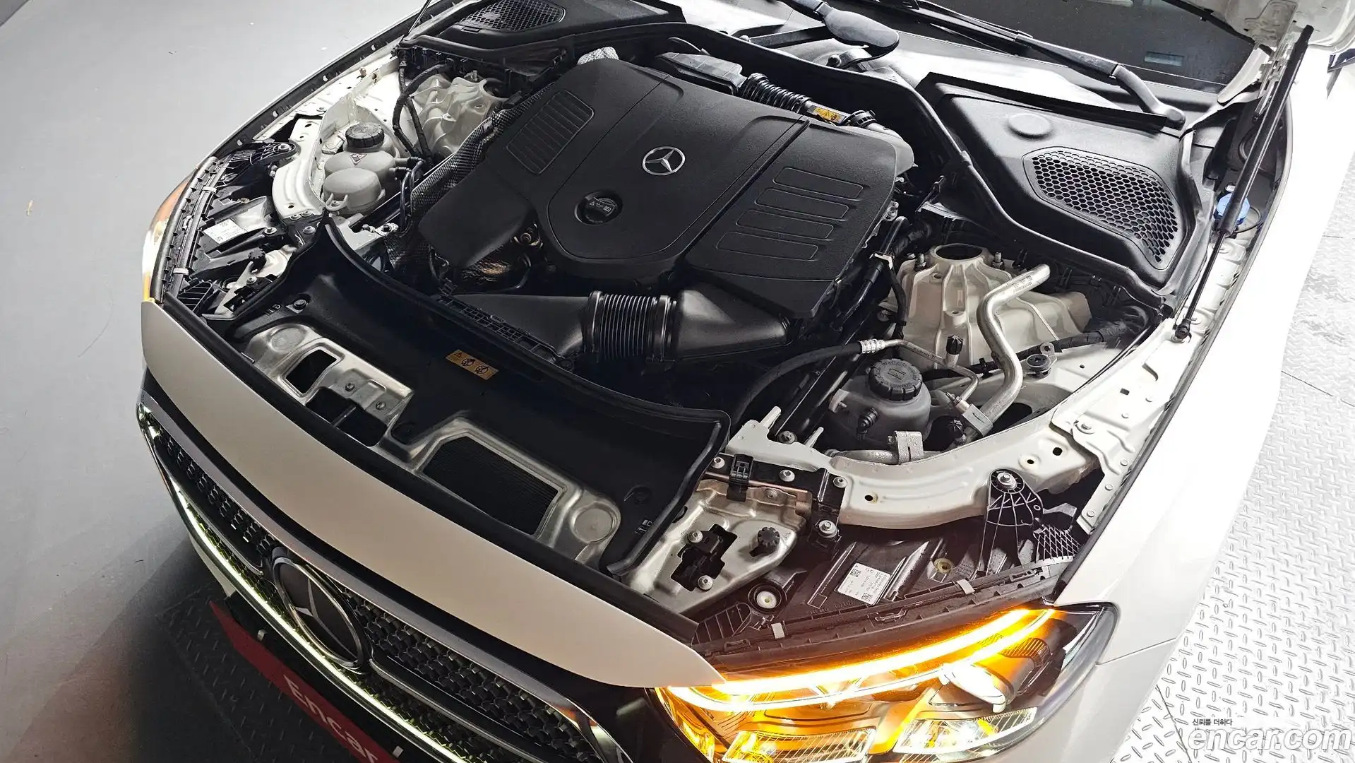 E-Class Mercedes-Benz 2024.1-OUTER-006