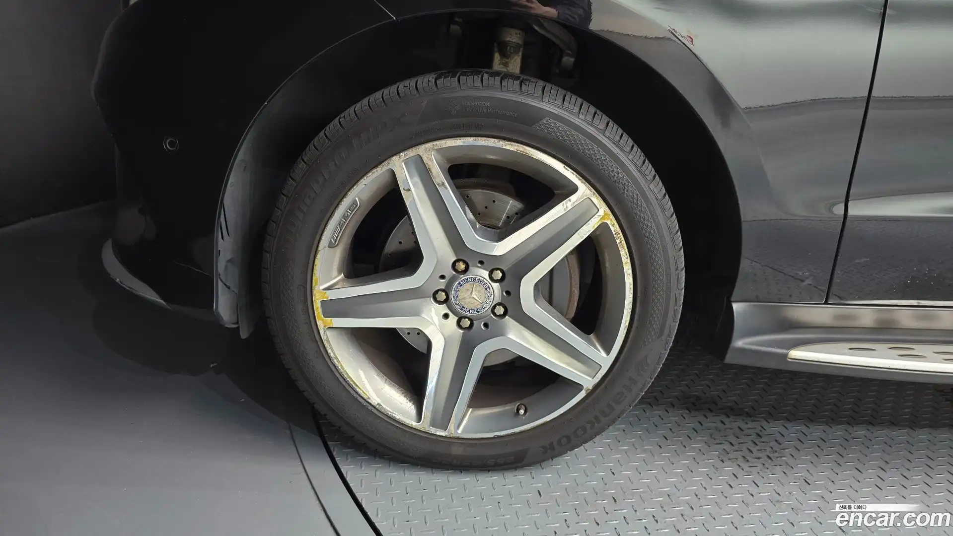 GLE-Class Mercedes-Benz 2016.3-OUTER-005