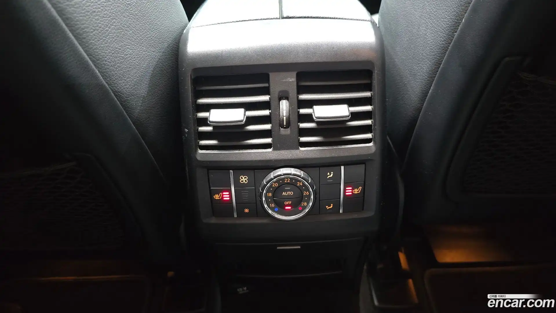 GLE-Class Mercedes-Benz 2016.3-OPTION-021