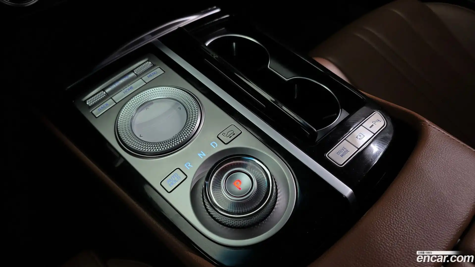 G80 Genesis 2021.2-INNER-009