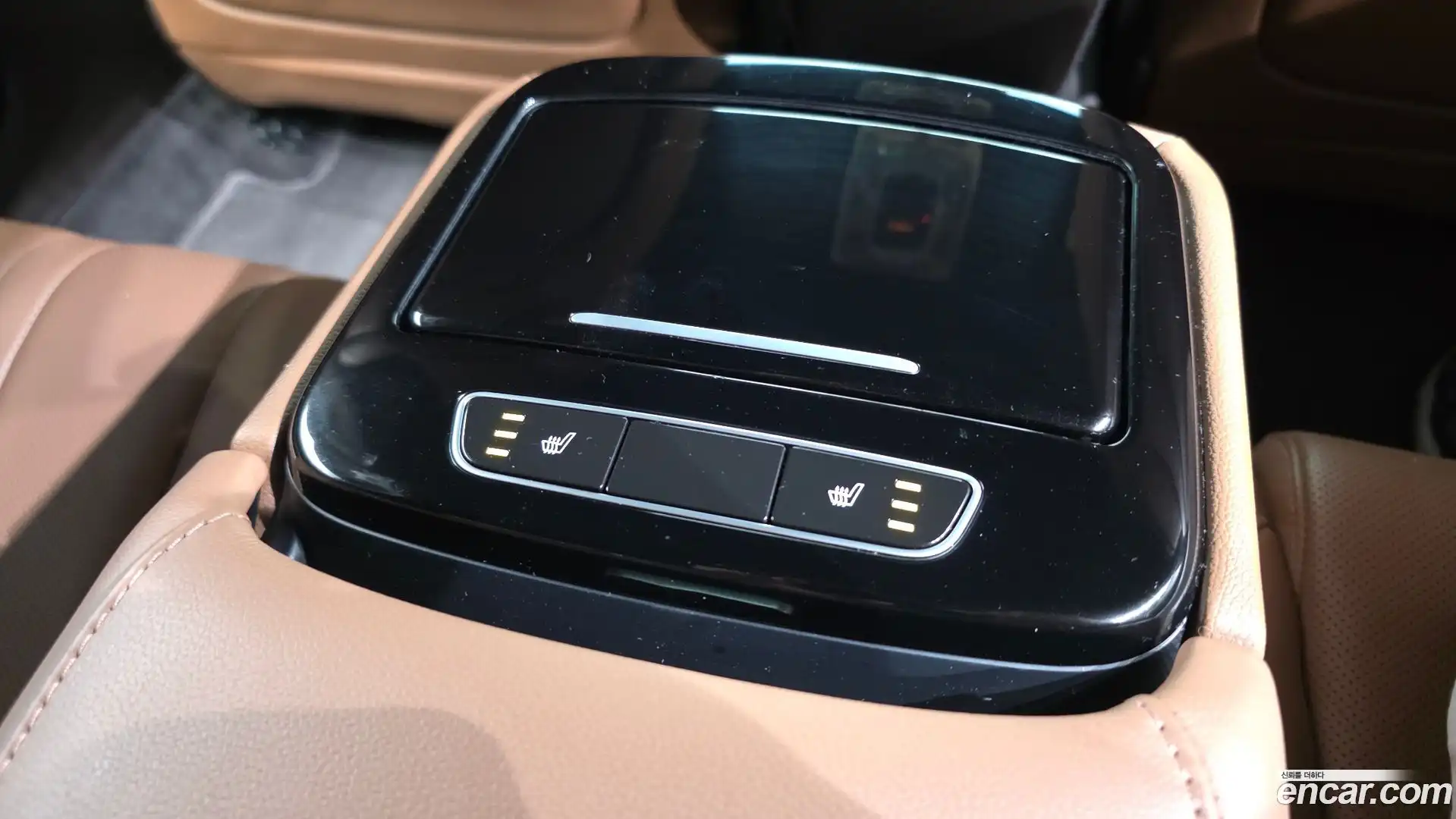 G80 Genesis 2021.2-OPTION-040