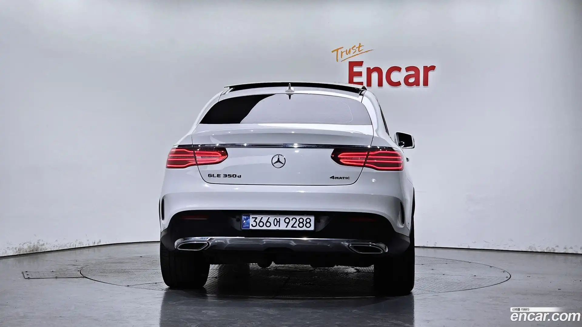GLE-Class Mercedes-Benz 2017.7-OUTER-004