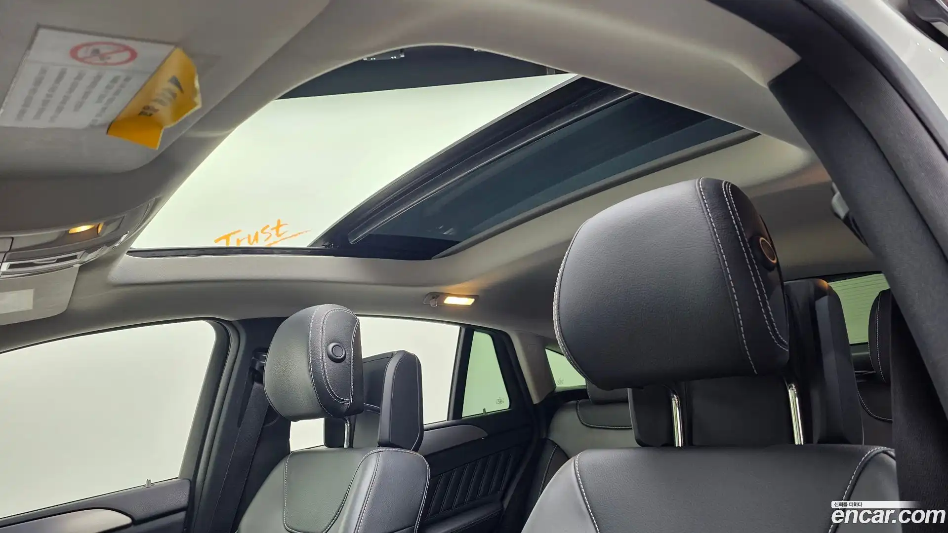 GLE-Class Mercedes-Benz 2017.7-OPTION-023