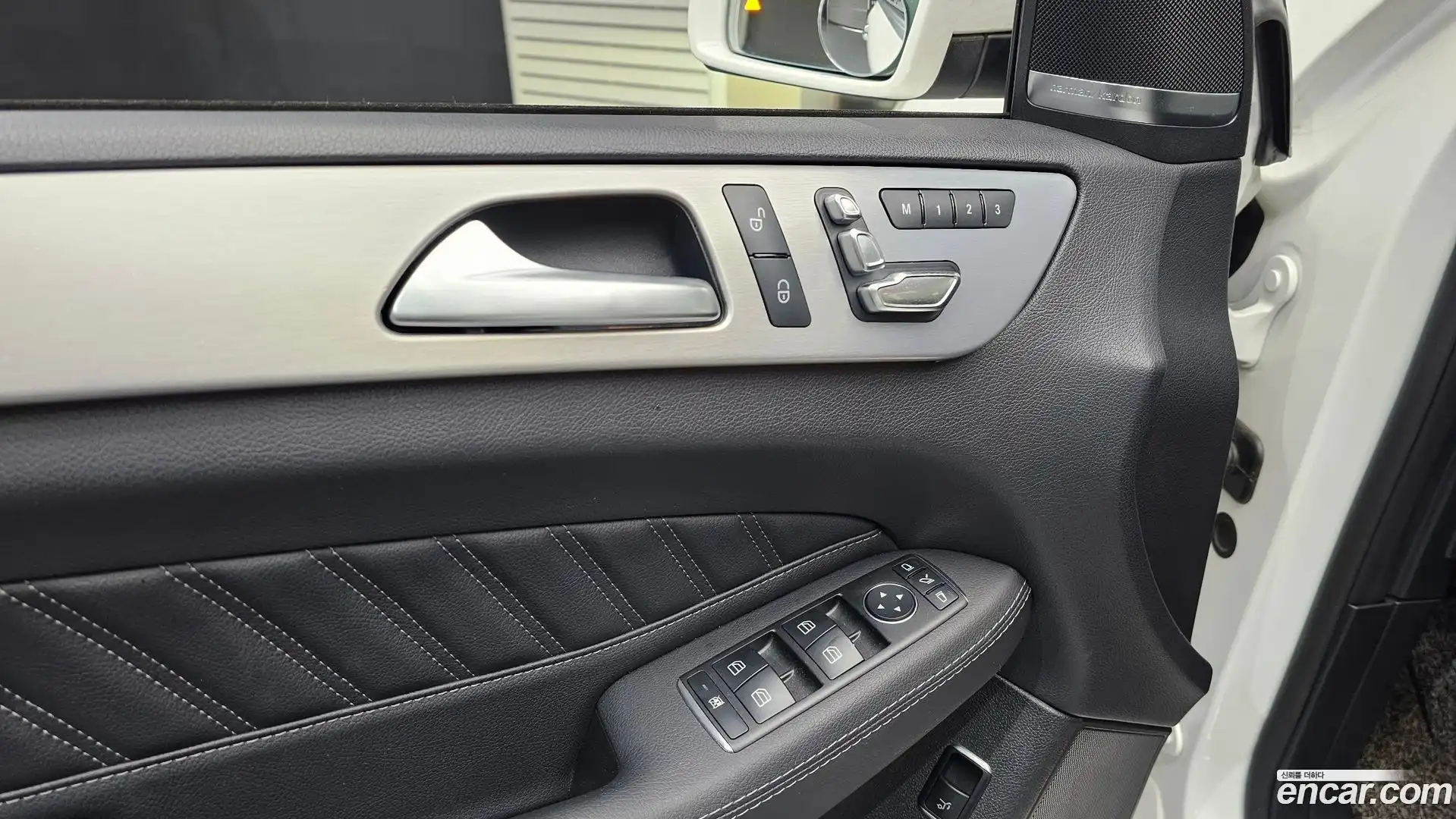 GLE-Class Mercedes-Benz 2017.7-OPTION-042