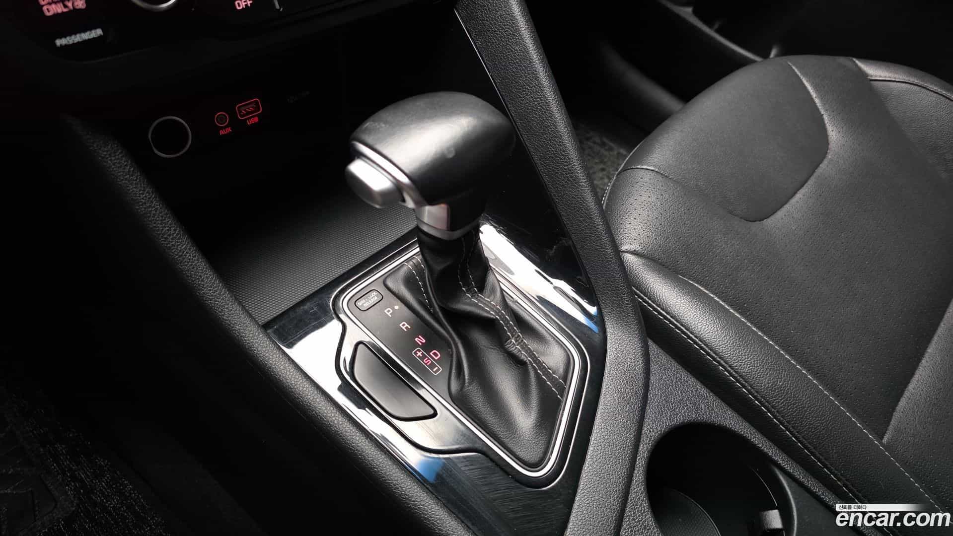 Niro Kia 2017.9-INNER-009