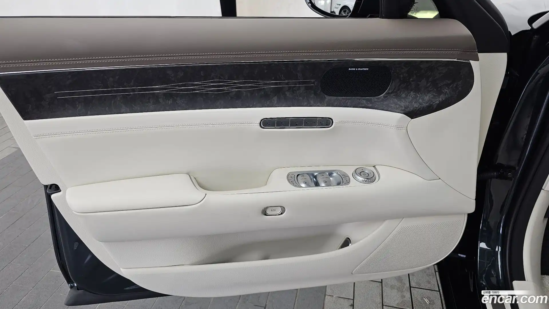 G90 Genesis 2023.5-INNER-034