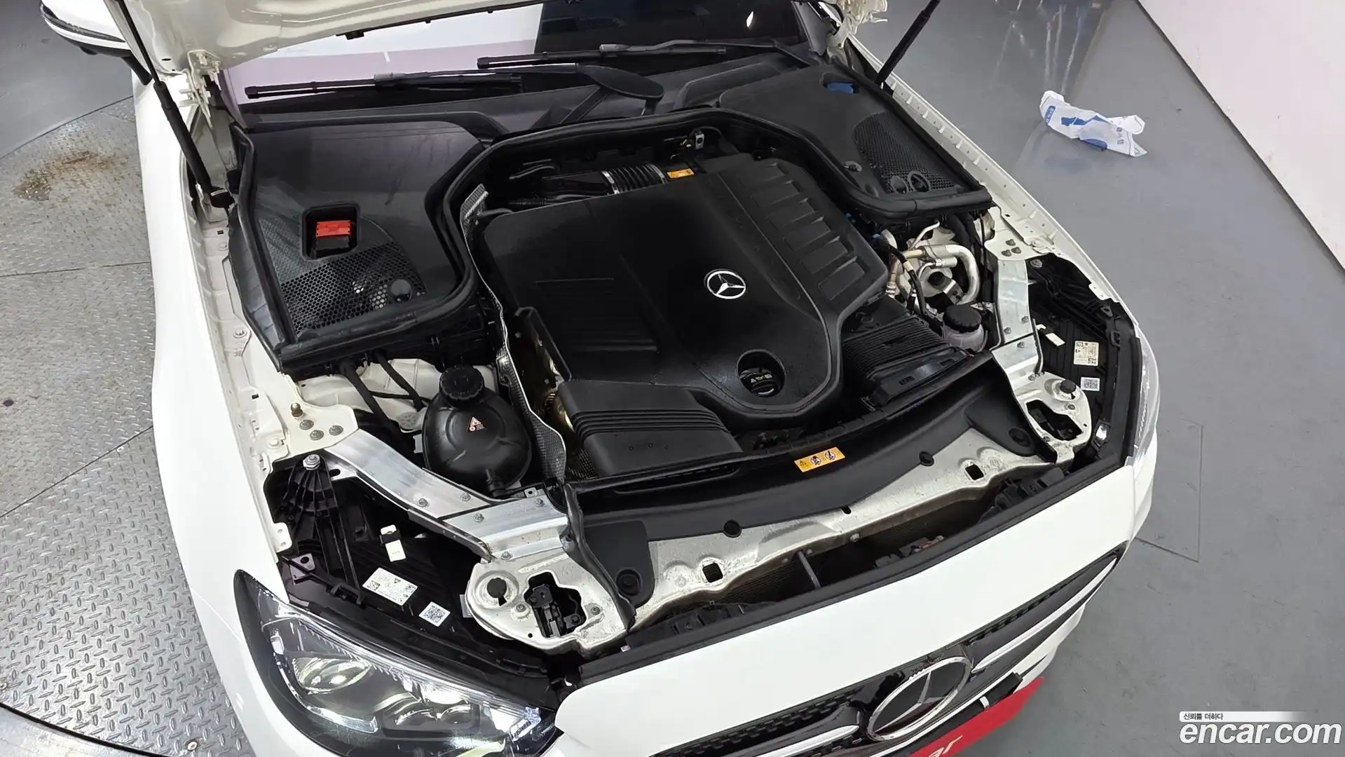 E-Class Mercedes-Benz 2021.4-OUTER-006