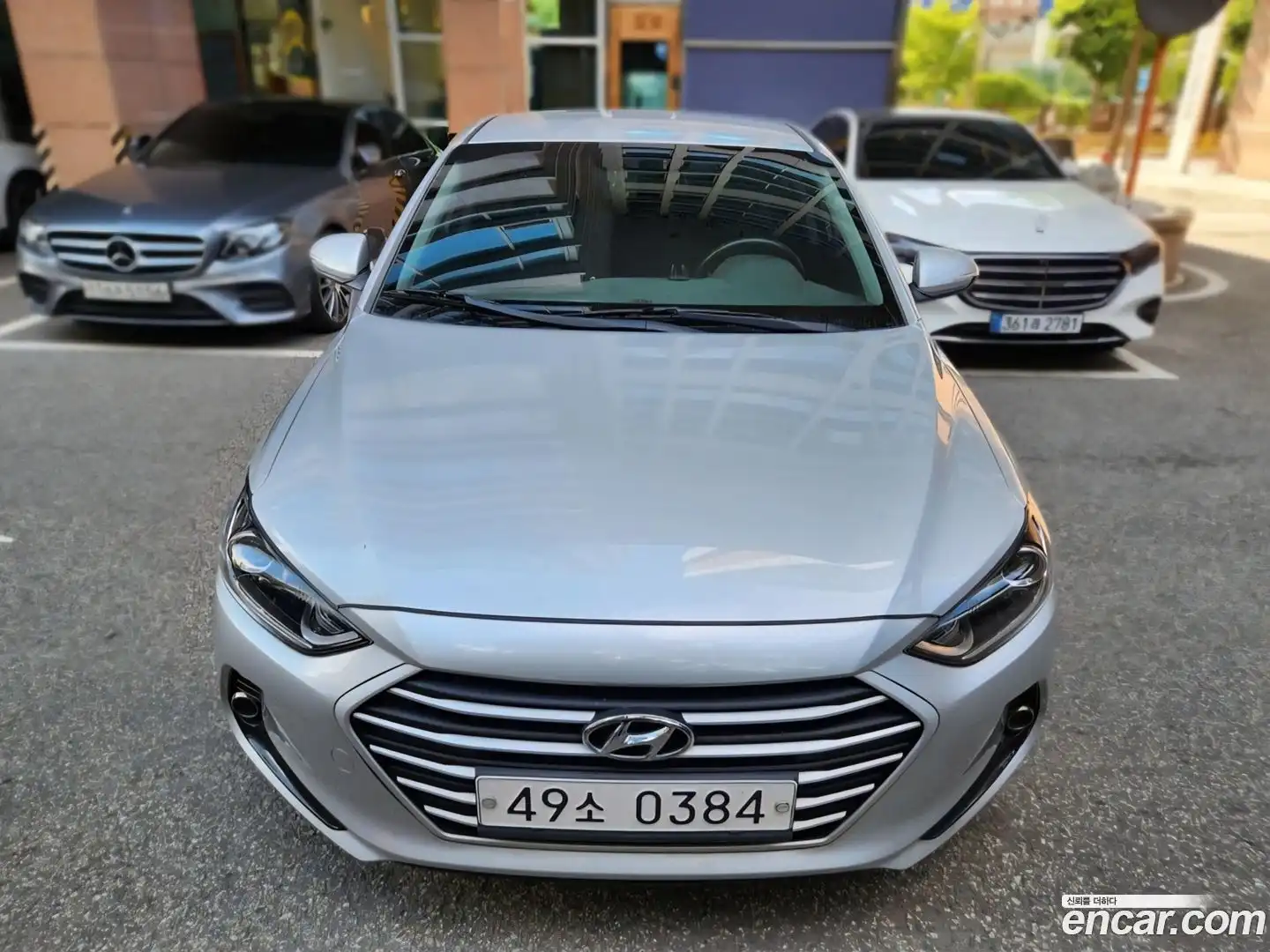 AVANTE Hyundai 2016.10-OUTER-001