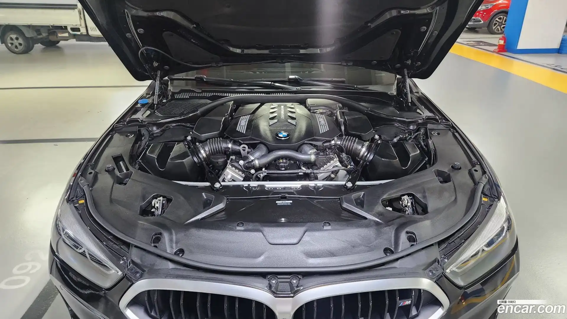 8-Series BMW 2024.9-OUTER-006