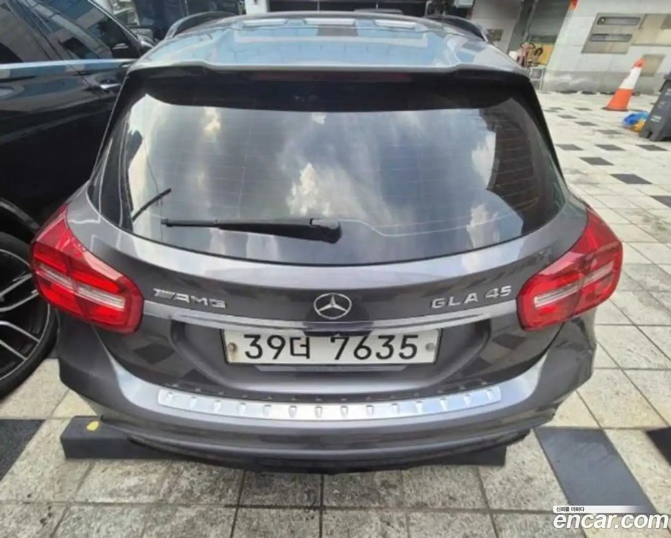 GLA-Class Mercedes-Benz 2016.4-OUTER-002